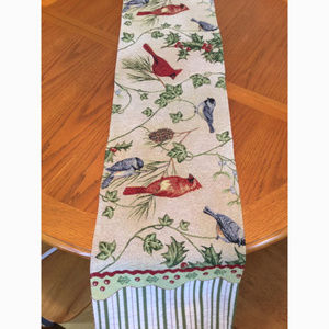 Cardinal/Bluebird Holiday Table Runner